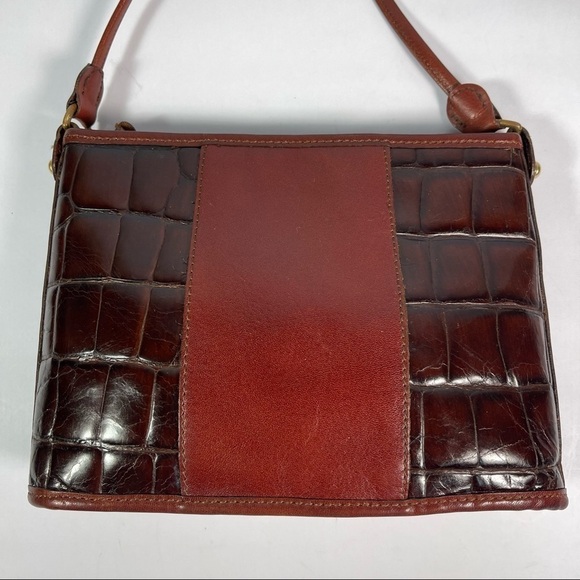 Brahmin vintage  leather croc embossed bag with brass hardware. - Picture 1 of 12
